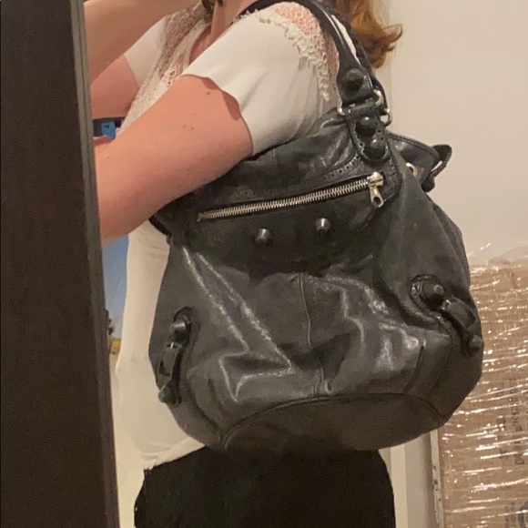 Balenciaga Pompon 2 DAY LISTING - Picture 2 of 14